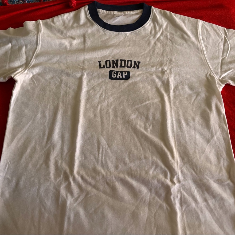GAP White T-Shirt NWOT